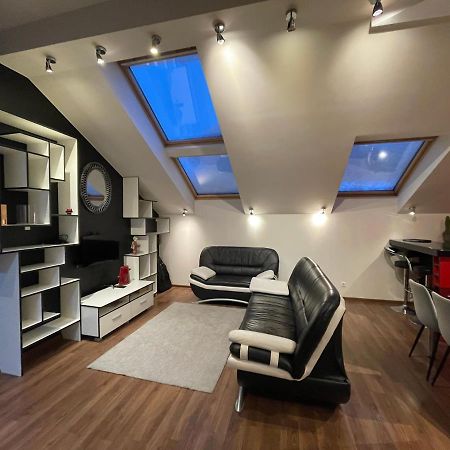 Apartamentai Prie Seimo Вилнюс Екстериор снимка