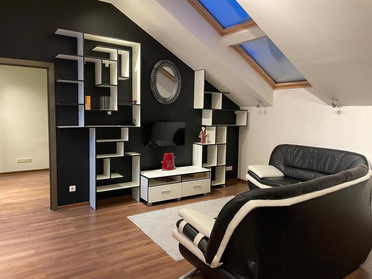 Apartamentai Prie Seimo Вилнюс Екстериор снимка