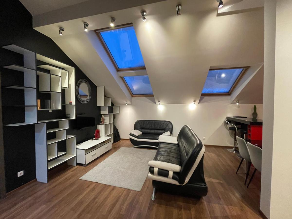 Apartamentai Prie Seimo Вилнюс Екстериор снимка