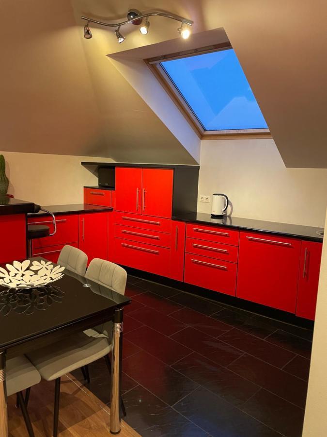 Apartamentai Prie Seimo Вилнюс Екстериор снимка